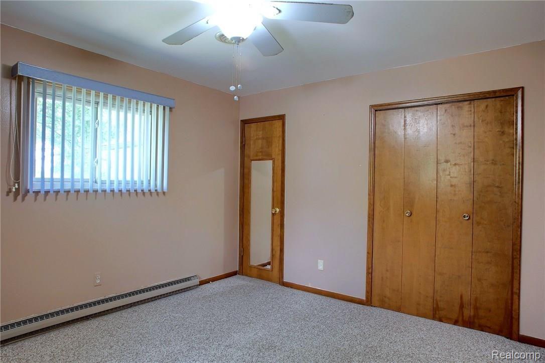52126 Romeo Plank Road Macomb, MI 48042 - Photo 22 of 30 BEDROOM 2 - VIEW 1