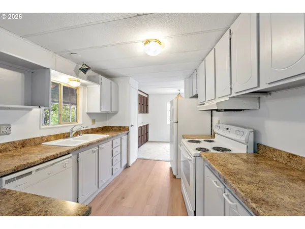 $220,000 | 1600 Rhododendron Drive, Unit 429, Florence, OR 97439