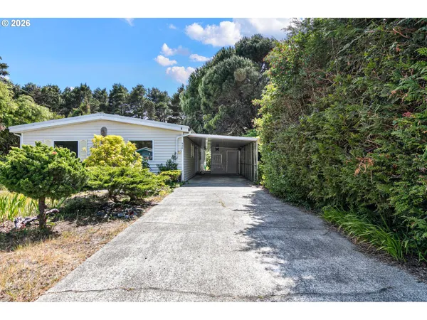 $220,000 | 1600 Rhododendron Drive, Unit 429, Florence, OR 97439