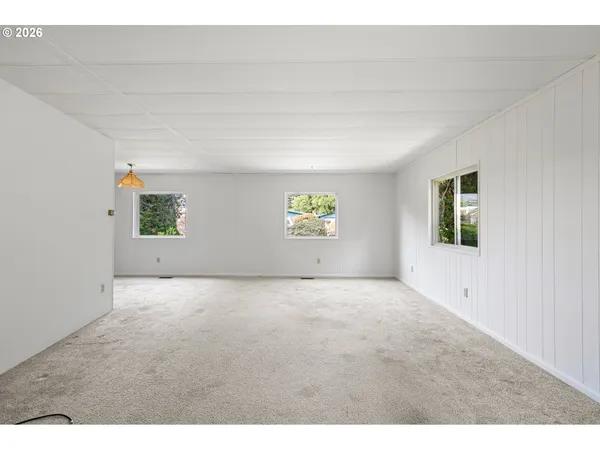 $220,000 | 1600 Rhododendron Drive, Unit 429, Florence, OR 97439