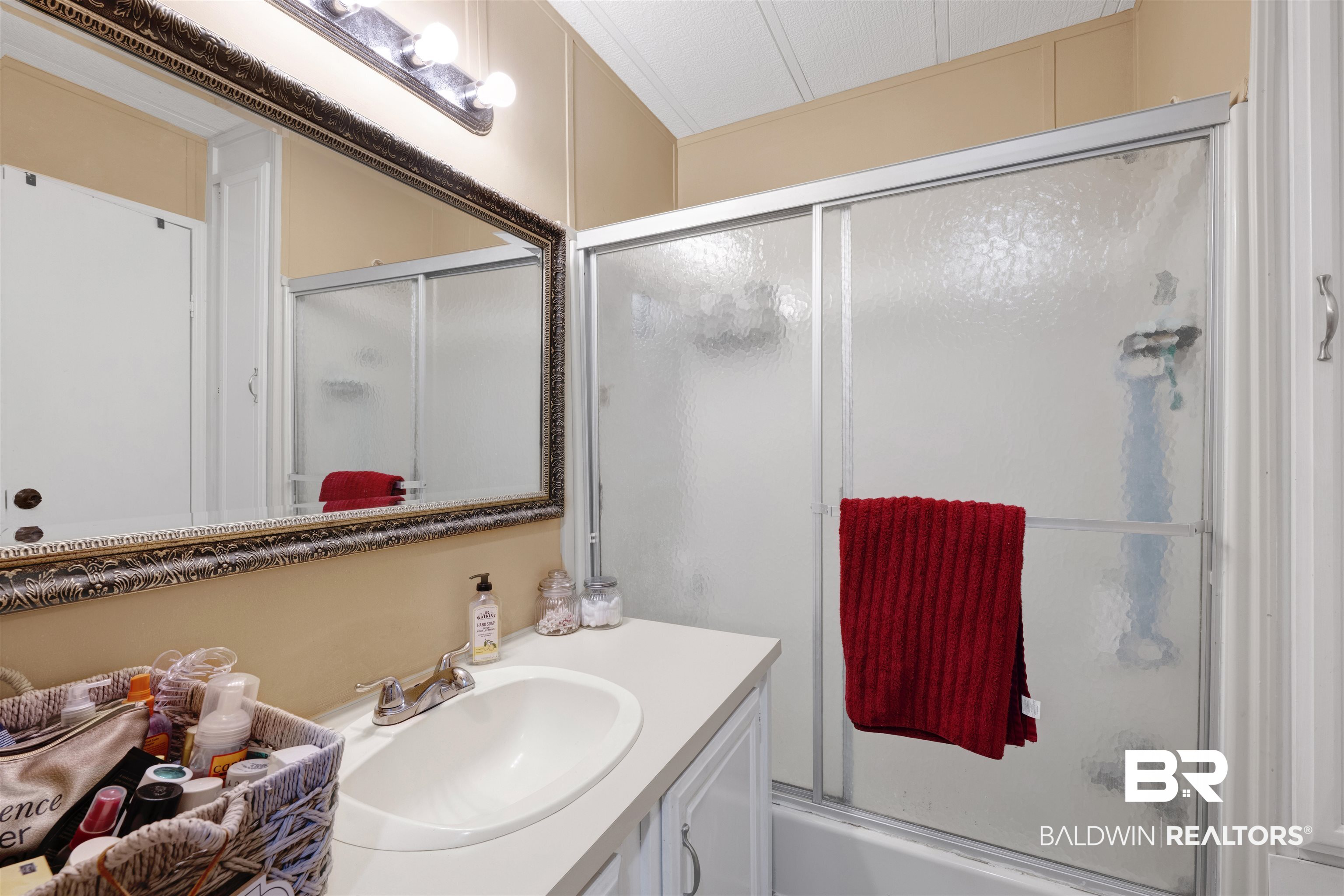 489 Elberta Loop Lillian, AL 36549 - Photo 17 of 42 Bathroom in home
