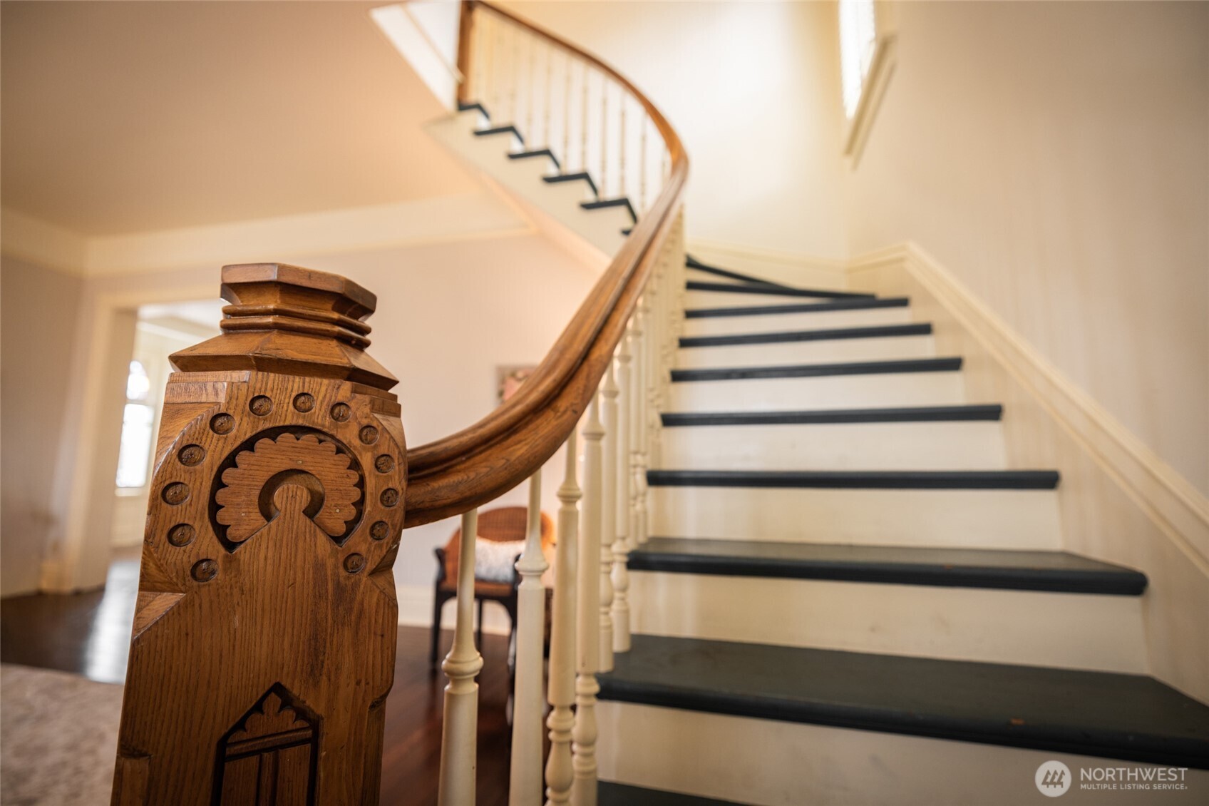 303 Benton Street La Conner, WA 98257 - Photo 26 of 40 a view of entryway