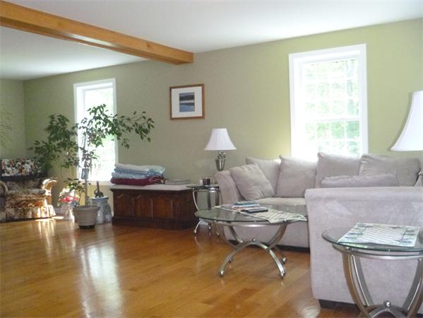841 Moore Road New Braintree, MA 01531 - Photo 7 of 19