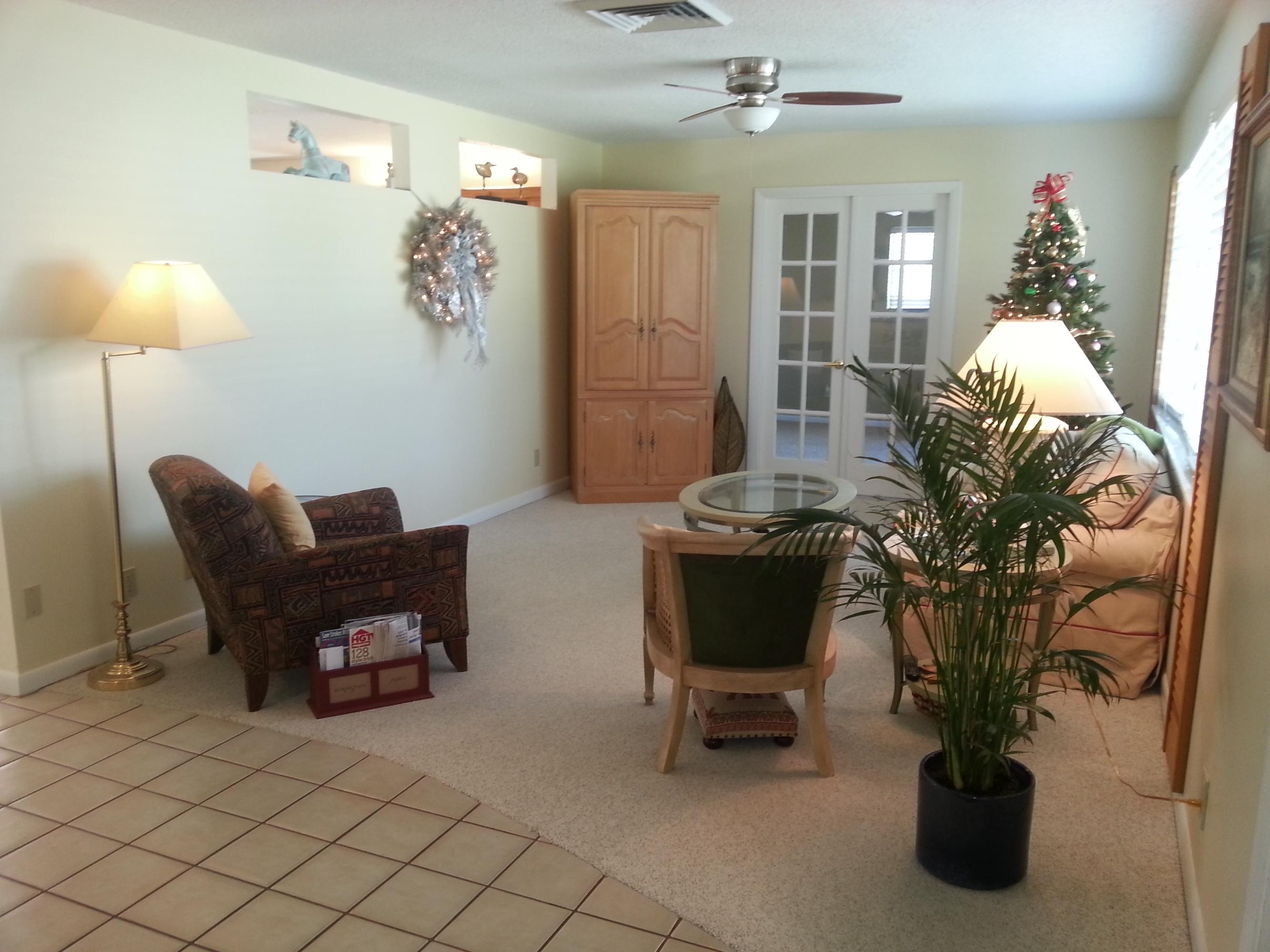 5136 Laird Lane Jupiter, FL 33458 - Photo 4 of 15 20141230_124355