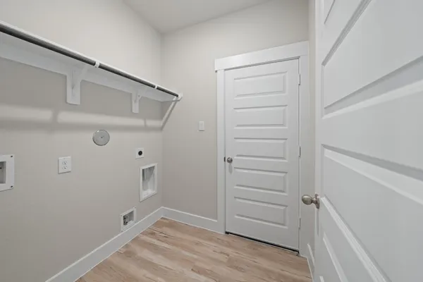 a view of walk in closet