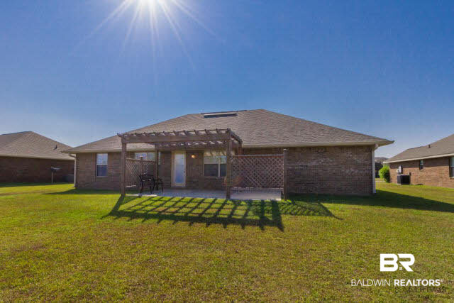 579 Fulton Loop Foley, AL 36535 - Photo 19 of 19 Back of home