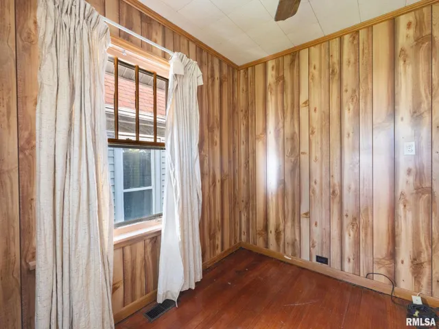 $70,000 | 1105 West Gilbert Avenue, Peoria, IL 61604