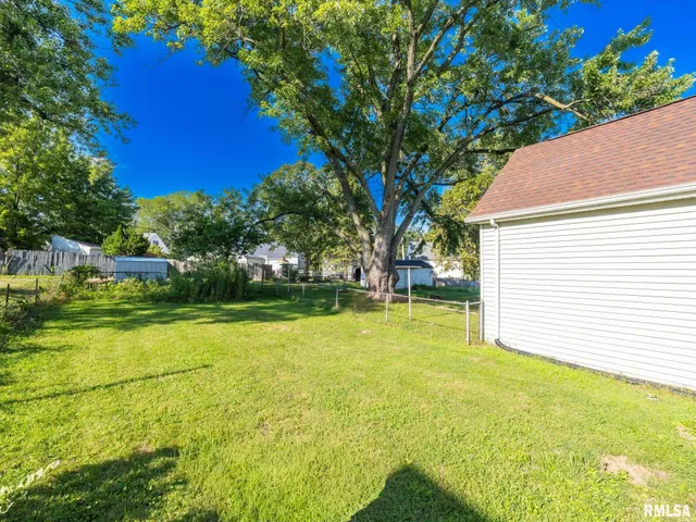 $70,000 | 1105 West Gilbert Avenue, Peoria, IL 61604