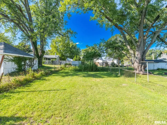 $70,000 | 1105 West Gilbert Avenue, Peoria, IL 61604