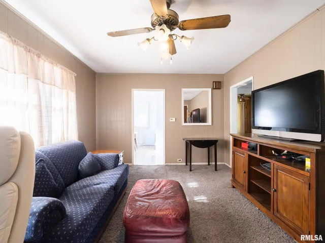 $70,000 | 1105 West Gilbert Avenue, Peoria, IL 61604