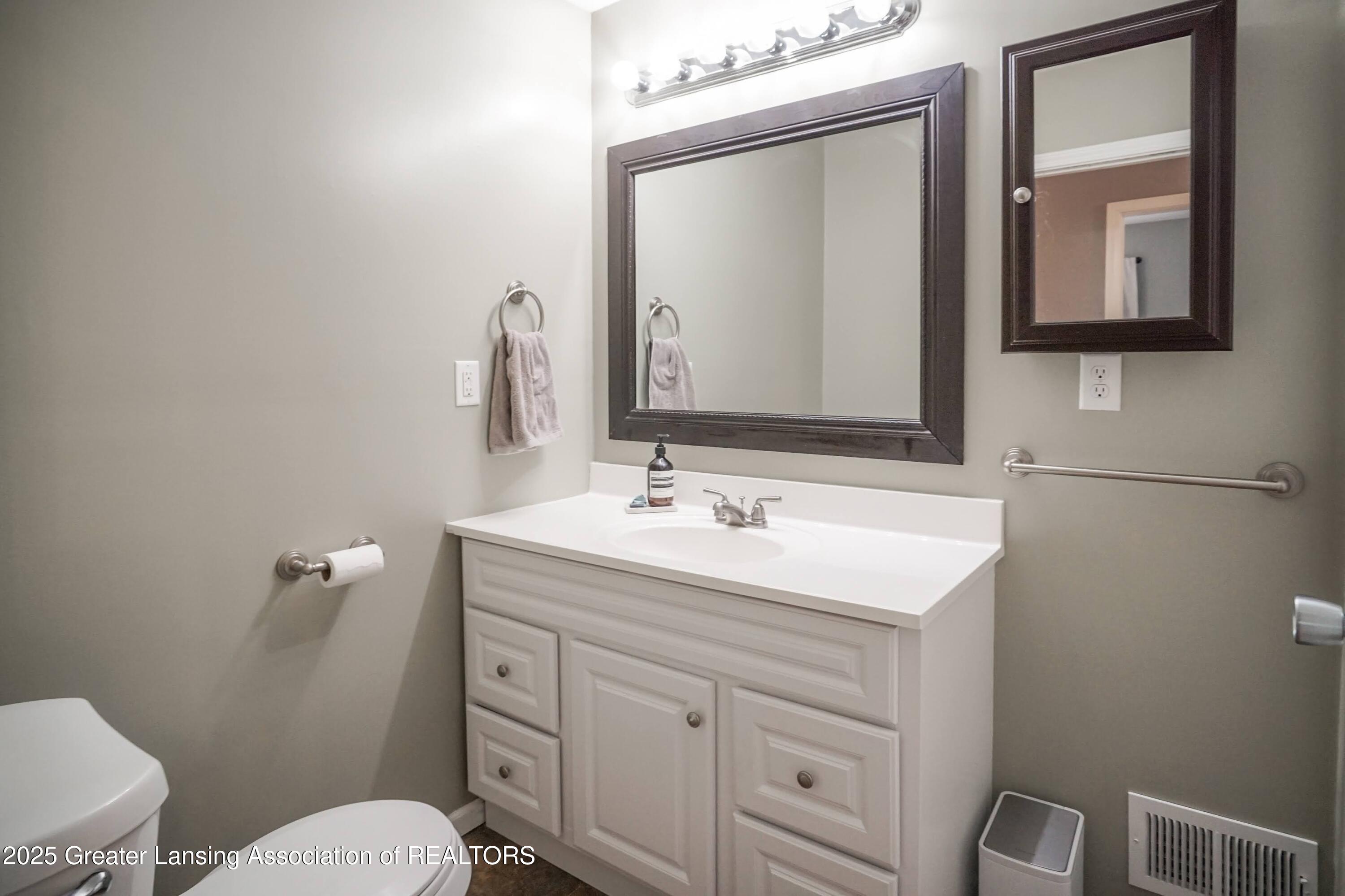 1111 West Rundle Avenue Lansing, MI 48910 - Photo 24 of 39 1111 W Rundle Ave-MLS-37