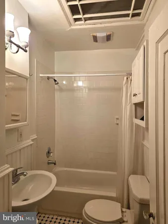 $5,200 | 1513 Van Buren Street Northwest, Washington, DC 20012