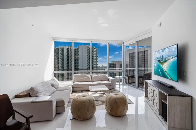 $8,750 | 851 Northeast 1st Avenue, Unit 4603, Miami, FL 33132