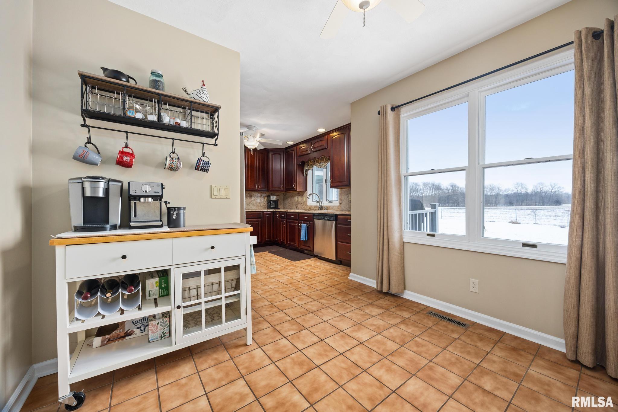 10 Cherry Lane Morton, IL 61550 - Photo 12 of 53