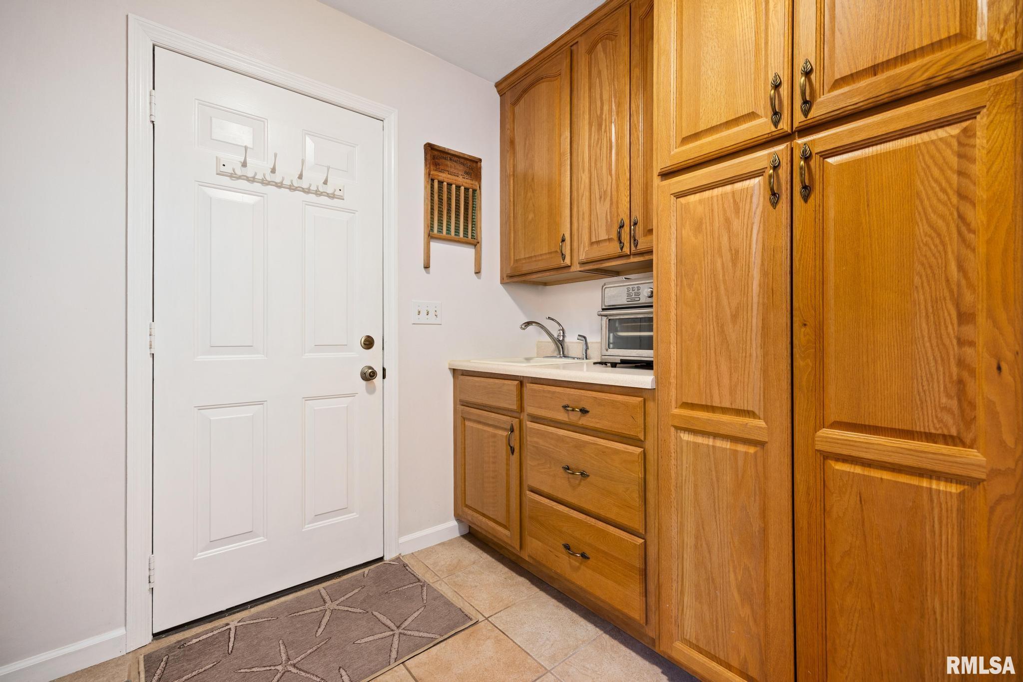 10 Cherry Lane Morton, IL 61550 - Photo 14 of 53