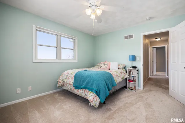 $420,000 | 10 Cherry Lane, Morton, IL 61550