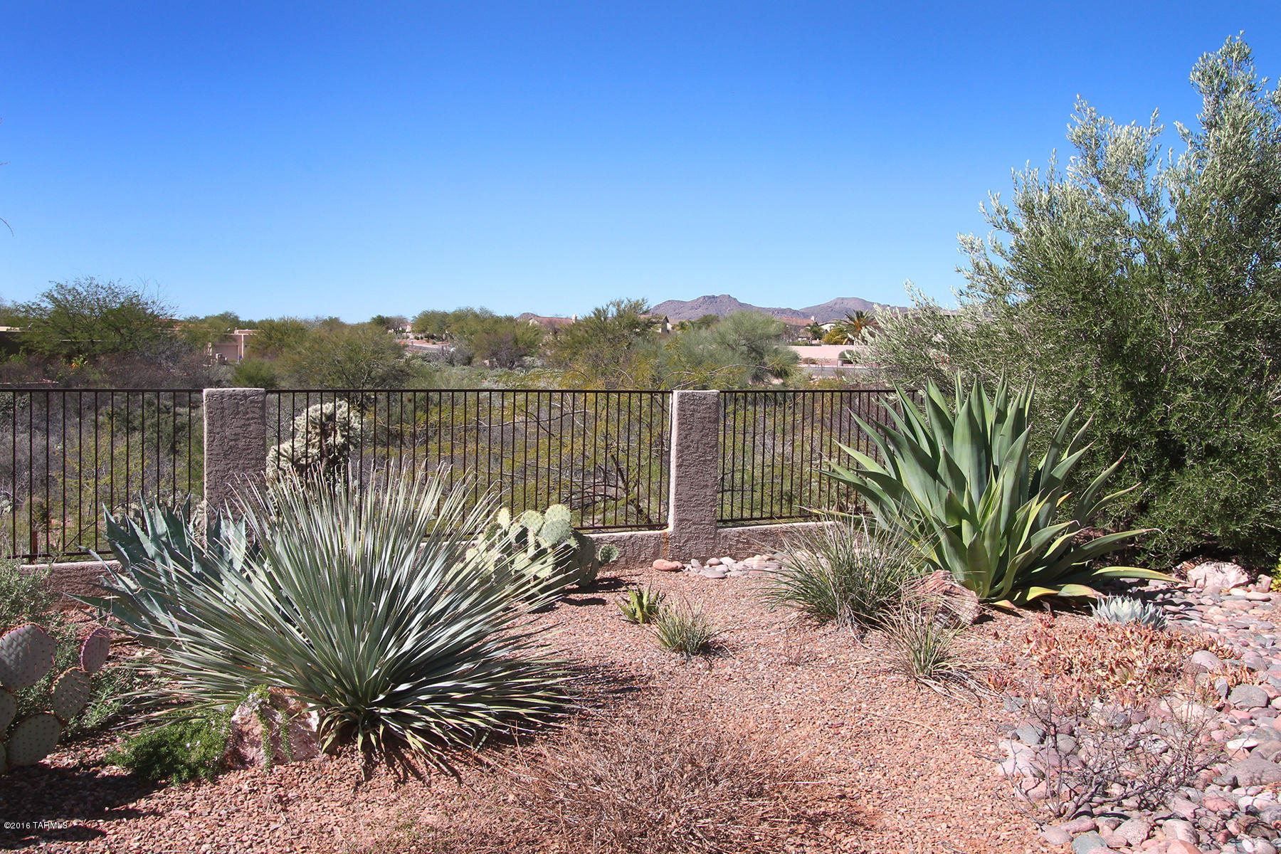 12771 North Morgan Ranch Road Oro Valley, AZ 85755 - Photo 33 of 42