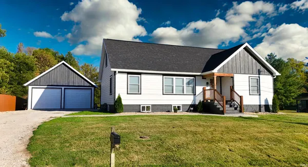 $329,900 | 513 Park Street, Loogootee, IN 47553