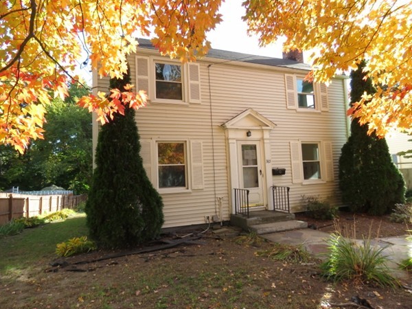 385 Plumtree Road Springfield, MA 01118 - Photo 1 of 16