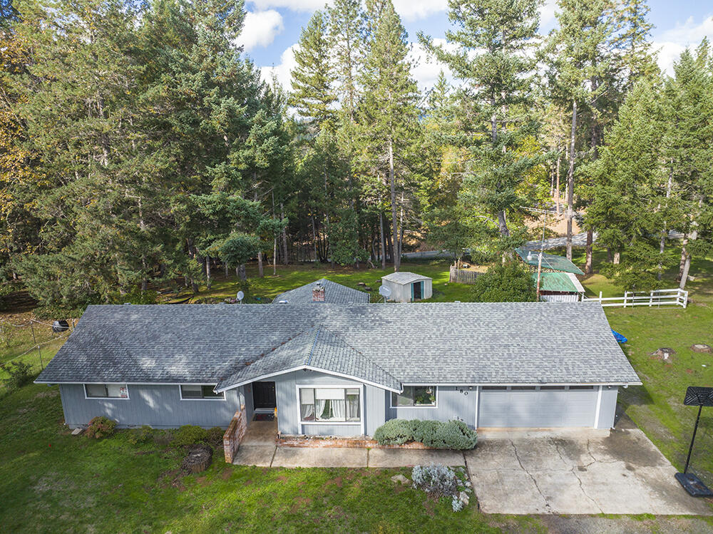 180 October Lane Merlin, OR 97532 - Photo 43 of 49 41