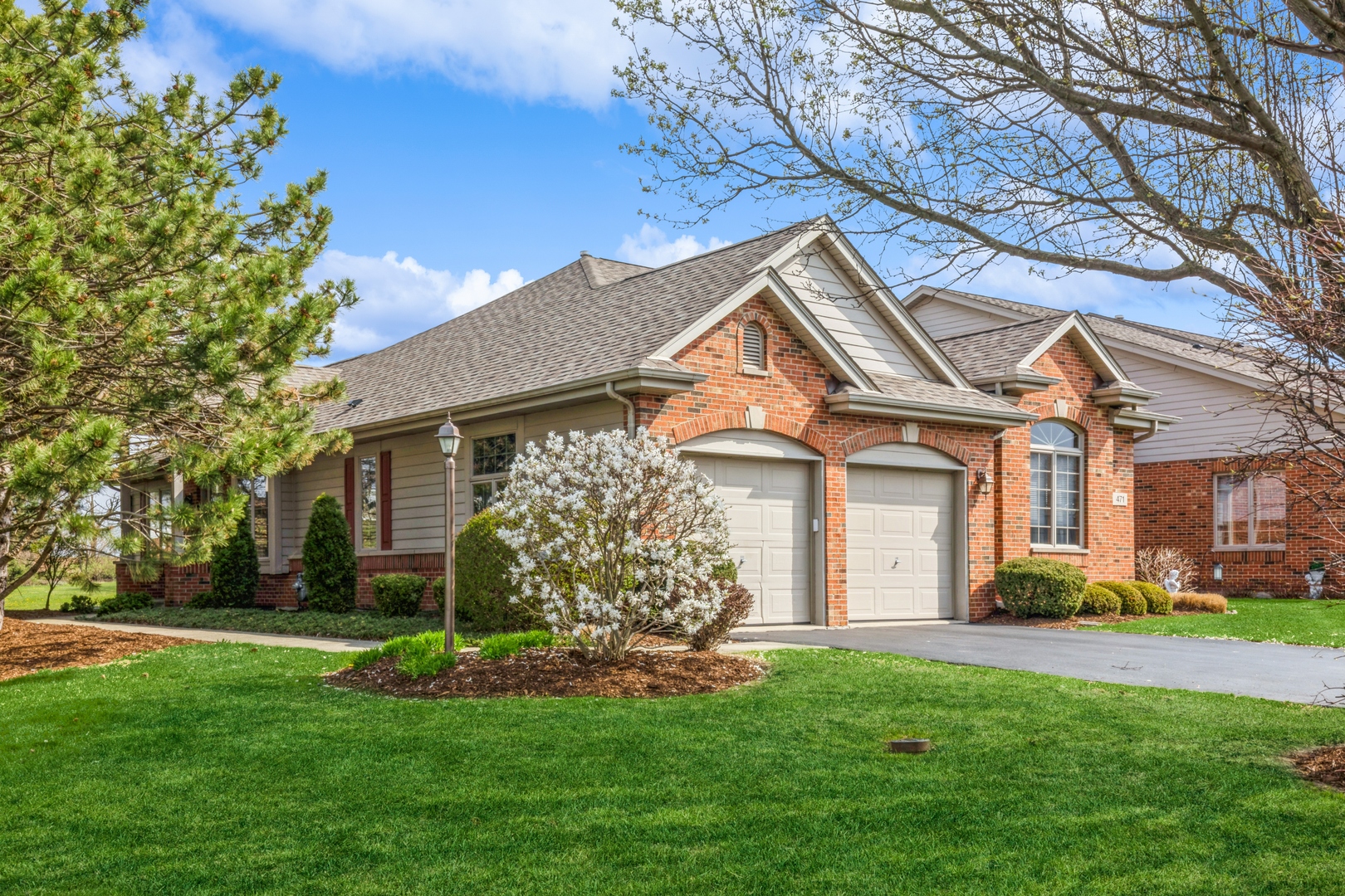 471 Linden Circle Beecher, IL 60401 - Photo 1 of 13