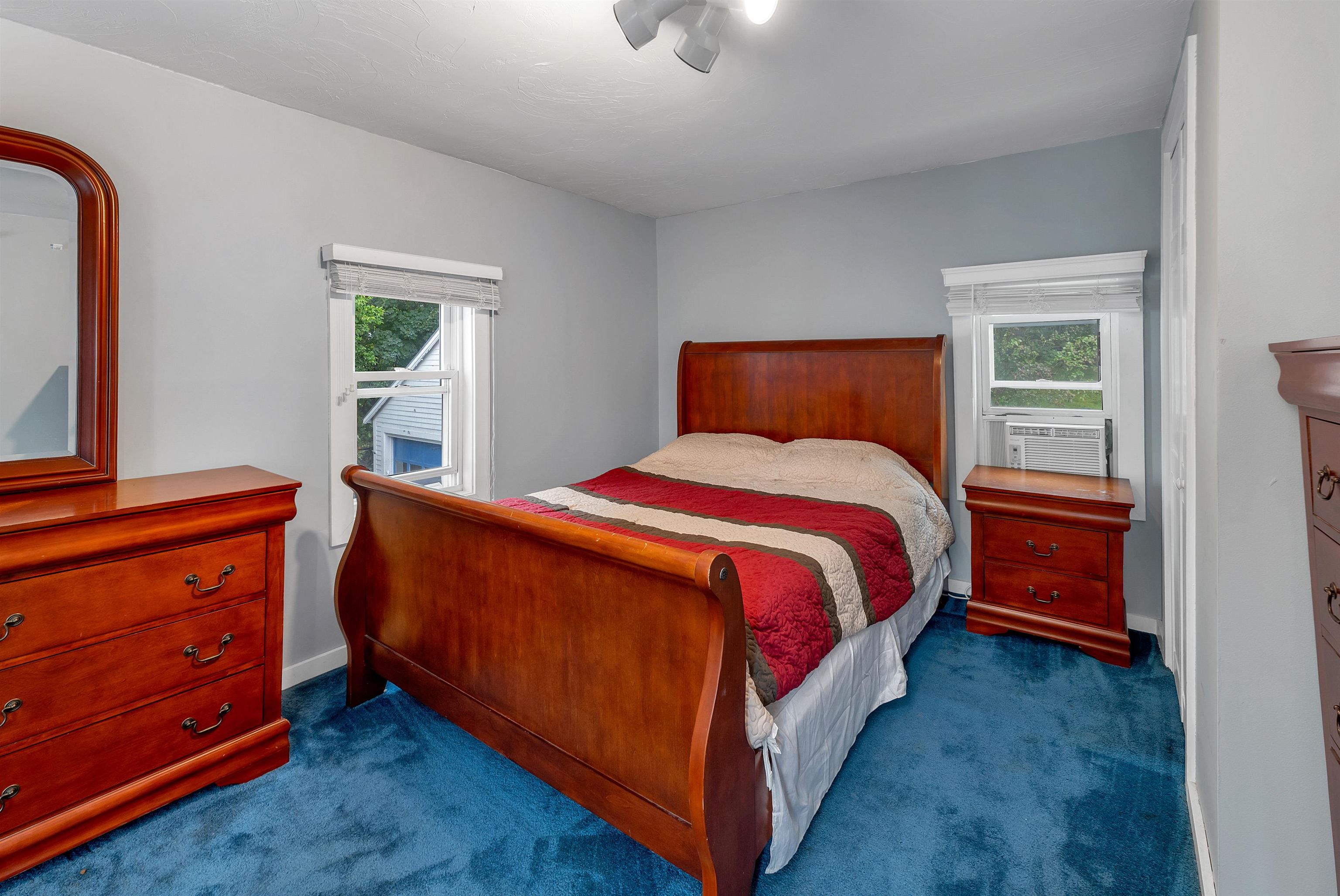 157 Pine Street Laconia, NH 03246 - Photo 16 of 36