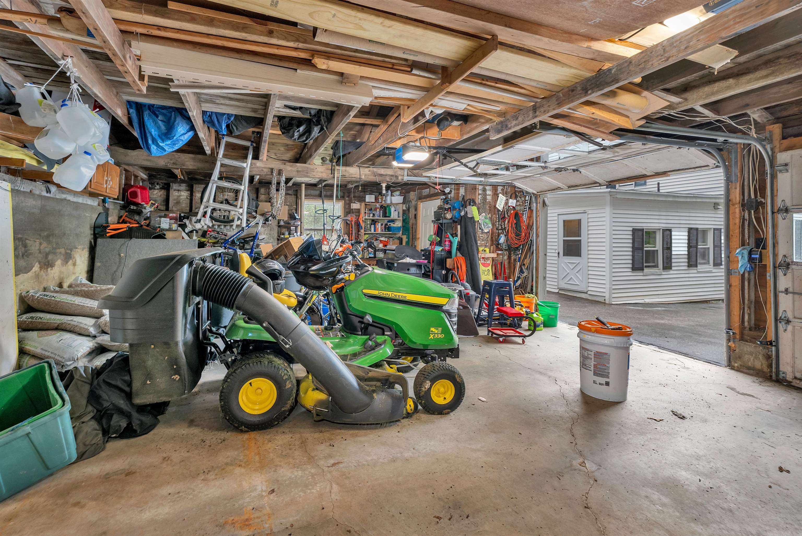 157 Pine Street Laconia, NH 03246 - Photo 18 of 36