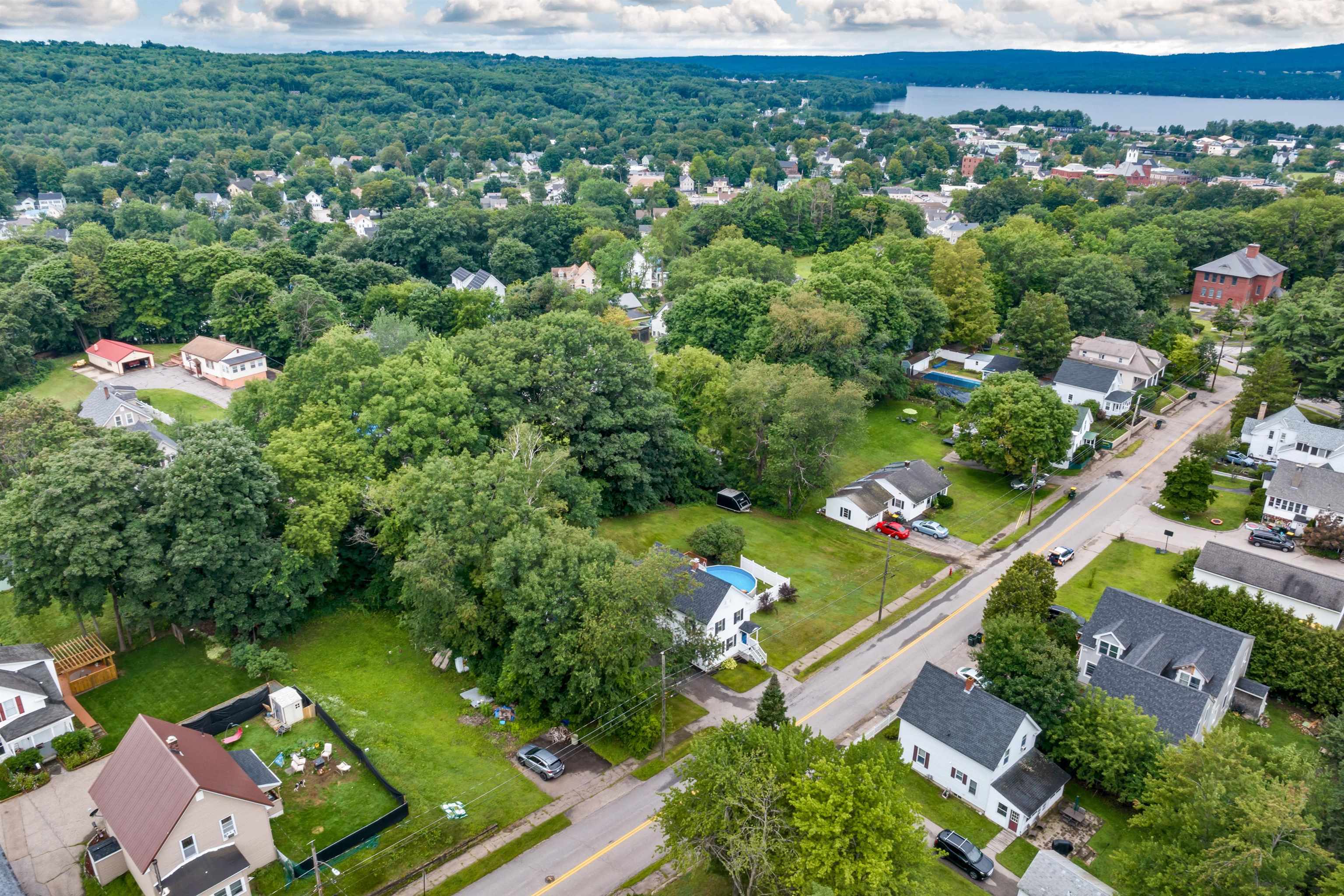 157 Pine Street Laconia, NH 03246 - Photo 25 of 36