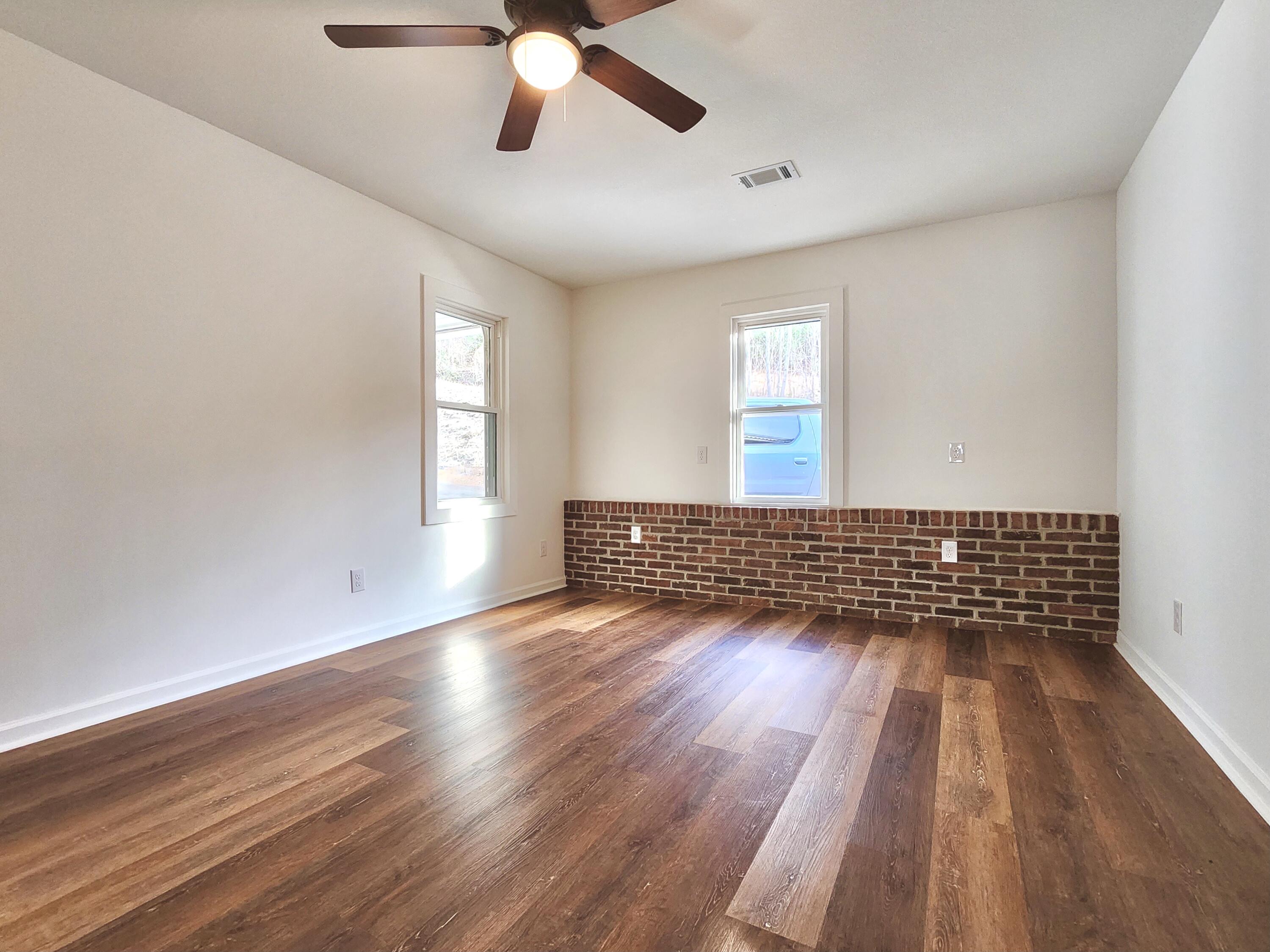 107 Masters Street Erwin, TN 37650 - Photo 31 of 43 8E53802A-85C6-40A3-8861-6389A0415C97
