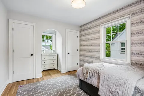 $2,299,000 | 22 Shorehaven Lane, Manhasset, NY 11030