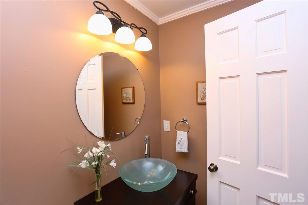 605 Amelia Avenue Raleigh, NC 27615 - Photo 10 of 25 Gallery Image 10