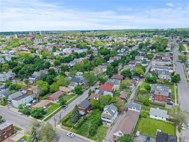 $184,900 | 1810 Niagara Street, Niagara Falls, NY 14303