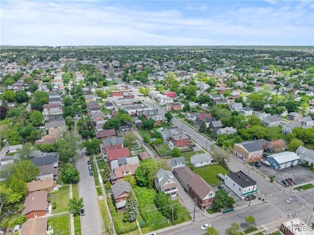 $184,900 | 1810 Niagara Street, Niagara Falls, NY 14303