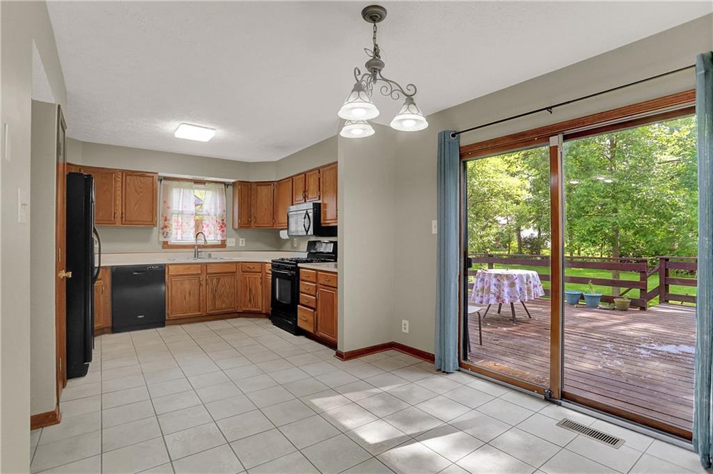 7631 Lippincott Way Indianapolis, IN 46268 - Photo 17 of 53