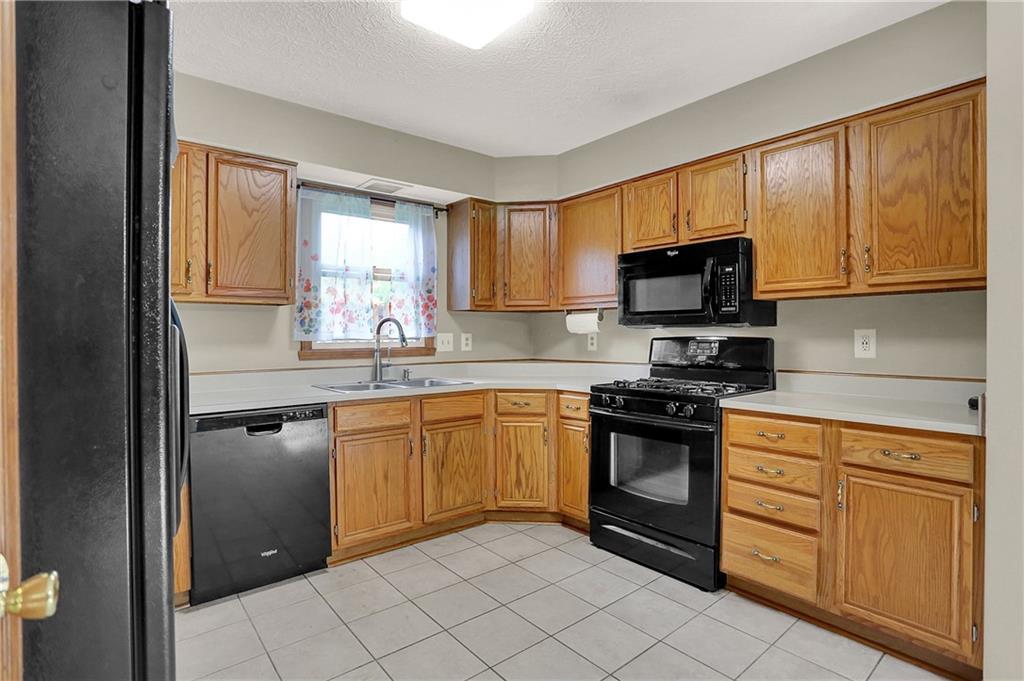 7631 Lippincott Way Indianapolis, IN 46268 - Photo 19 of 53