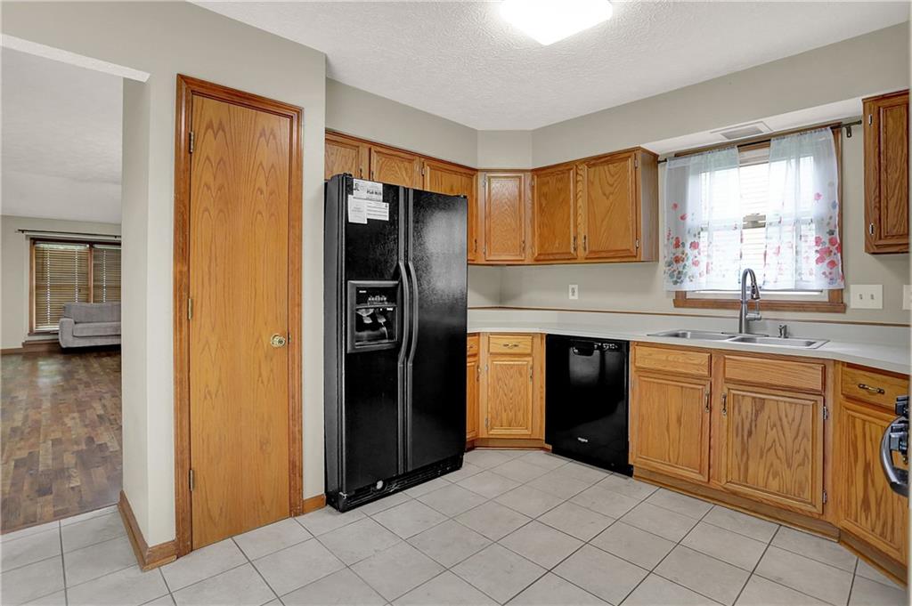 7631 Lippincott Way Indianapolis, IN 46268 - Photo 20 of 53