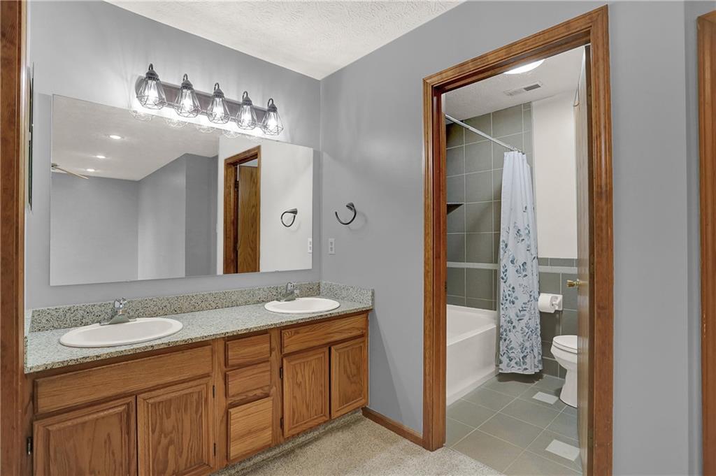 7631 Lippincott Way Indianapolis, IN 46268 - Photo 34 of 53