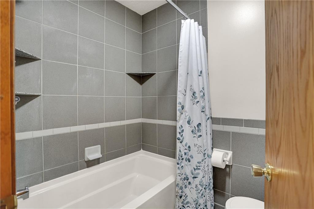 7631 Lippincott Way Indianapolis, IN 46268 - Photo 35 of 53