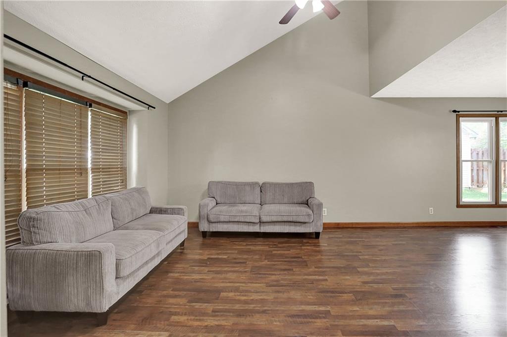 7631 Lippincott Way Indianapolis, IN 46268 - Photo 5 of 53