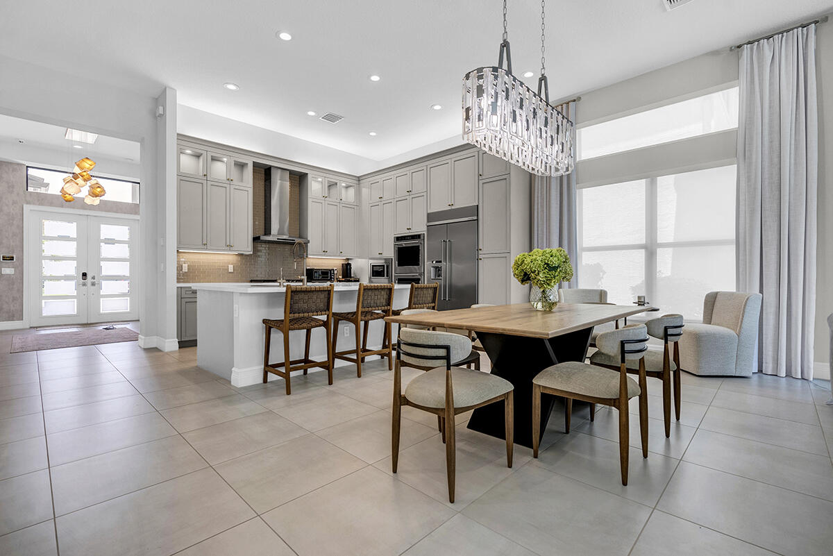 9046 Chauvet Way Boca Raton, FL 33496 - Photo 10 of 39 Dining Area