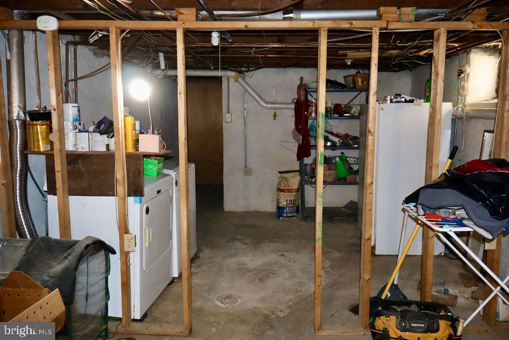 3420 Penn Avenue Sinking Spring, PA 19608 - Photo 19 of 34 a view of a room with gym equipment