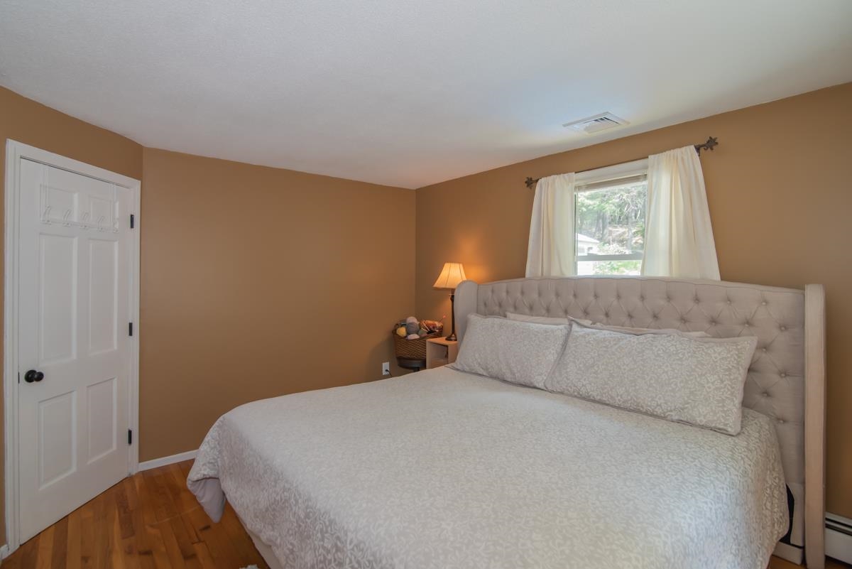 4 Thomas Street Windham, NH 03087 - Photo 12 of 32