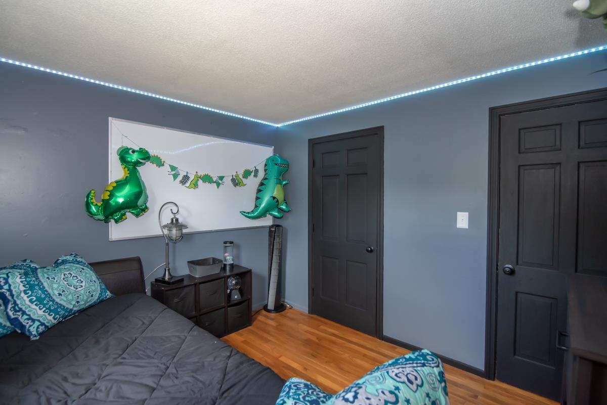 4 Thomas Street Windham, NH 03087 - Photo 17 of 32