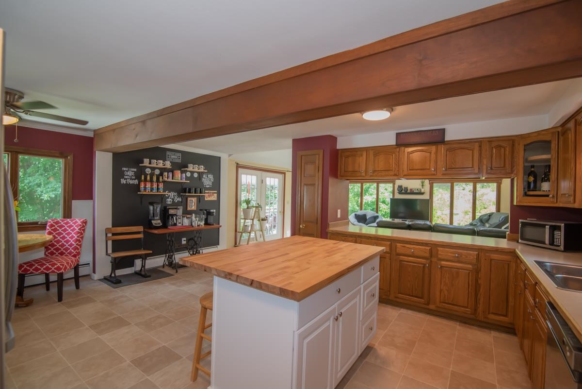 4 Thomas Street Windham, NH 03087 - Photo 4 of 32