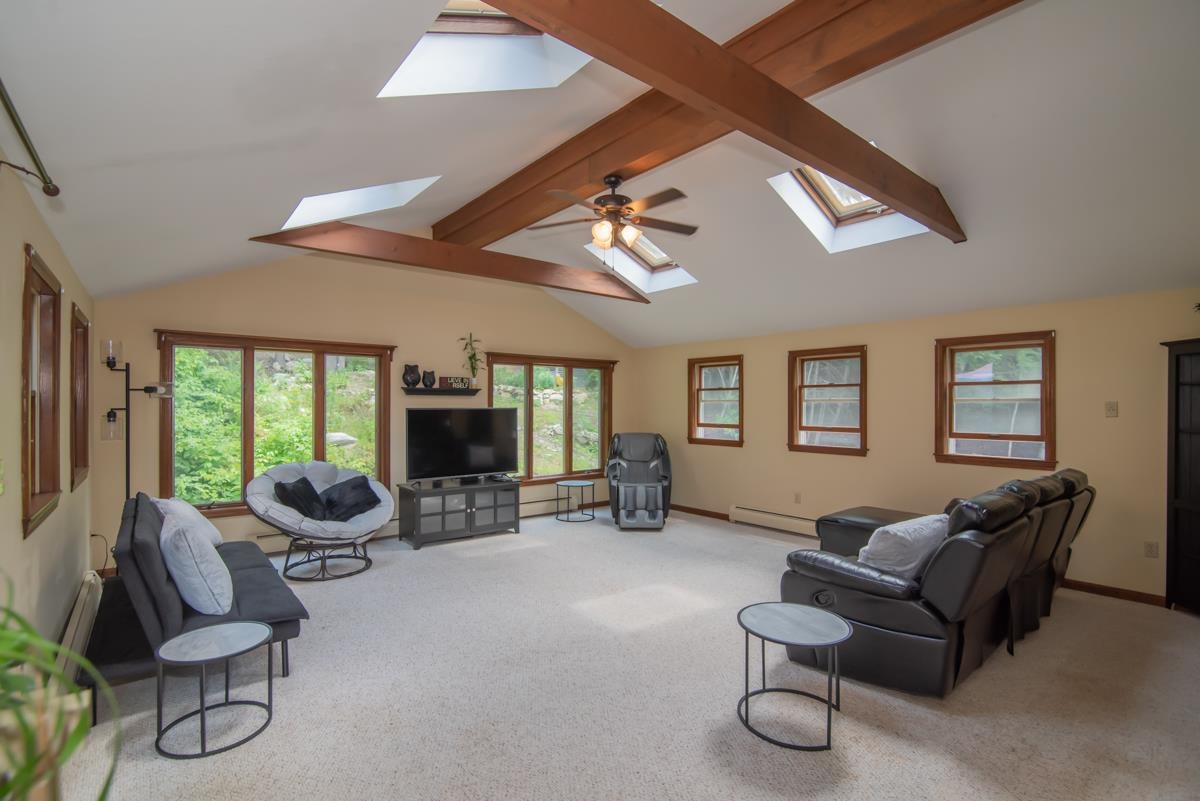 4 Thomas Street Windham, NH 03087 - Photo 8 of 32