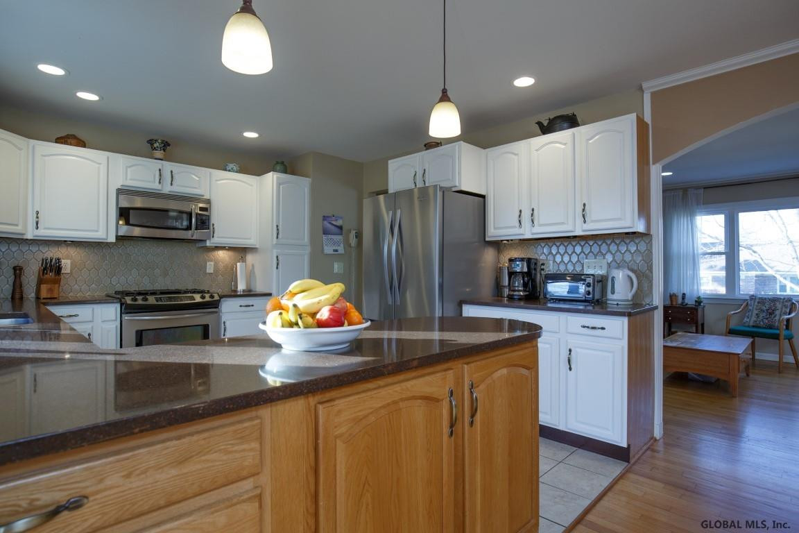 12 Malpass Road Guilderland, NY 12203 - Photo 13 of 51 Photo 13