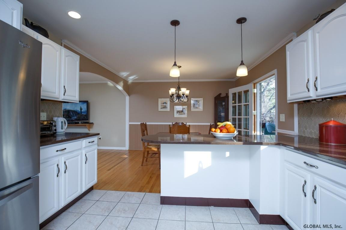 12 Malpass Road Guilderland, NY 12203 - Photo 15 of 51 Photo 15