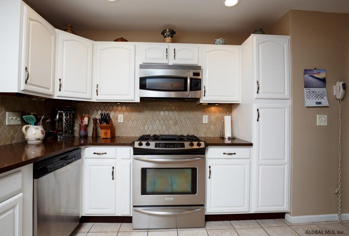 12 Malpass Road Guilderland, NY 12203 - Photo 17 of 51 Photo 17
