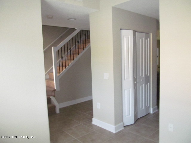 9745 Touchton Road, Unit 2723 Jacksonville, FL 32246 - Photo 2 of 8 FOYER