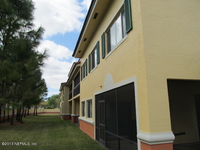9745 Touchton Road, Unit 2723 Jacksonville, FL 32246 - Photo 8 of 8 REAR